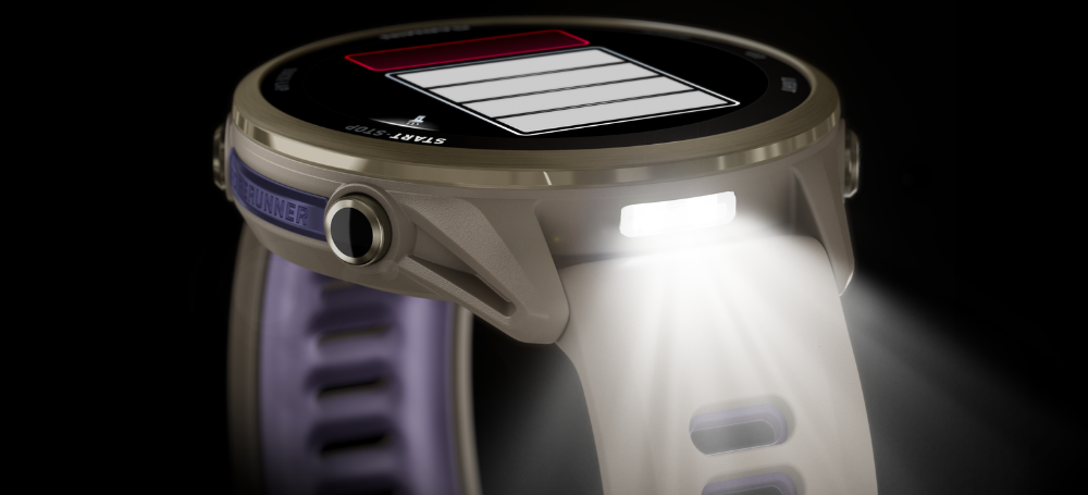 ceas Garmin Forerunner cu lanternă LED integrată
